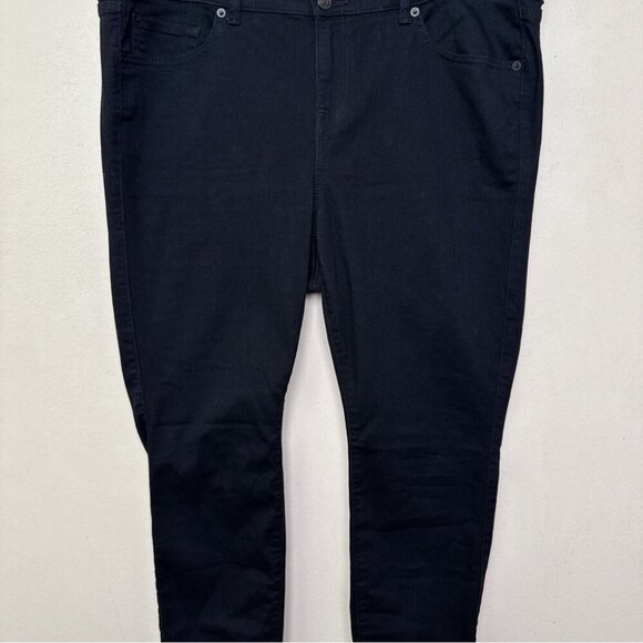 Torrid Womens 18S Jegging Skinny Super Soft High-Rise Jean Black Color - Picture 6 of 14